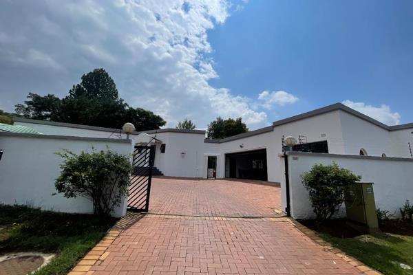 4 Bedroom Property for Sale in Glenvista Gauteng