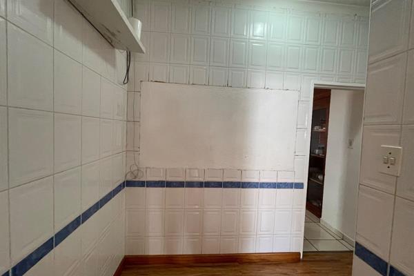 4 Bedroom Property for Sale in Glenvista Gauteng