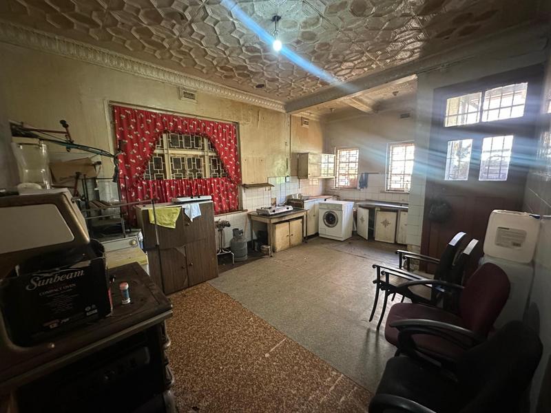 6 Bedroom Property for Sale in Malvern Gauteng