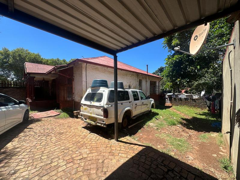 6 Bedroom Property for Sale in Malvern Gauteng