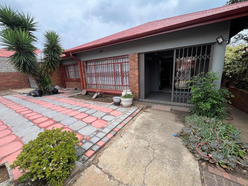 3 Bedroom Property for Sale in Rosettenville Gauteng