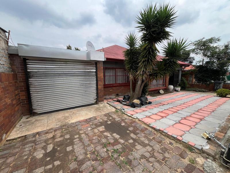 3 Bedroom Property for Sale in Rosettenville Gauteng