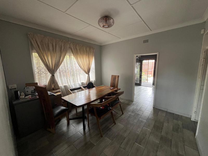 3 Bedroom Property for Sale in Rosettenville Gauteng