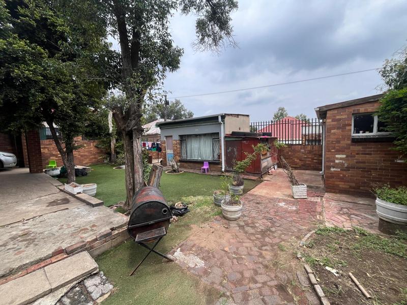 3 Bedroom Property for Sale in Rosettenville Gauteng