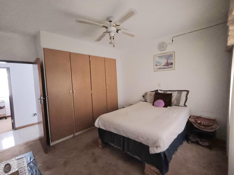 4 Bedroom Property for Sale in Laudium Gauteng