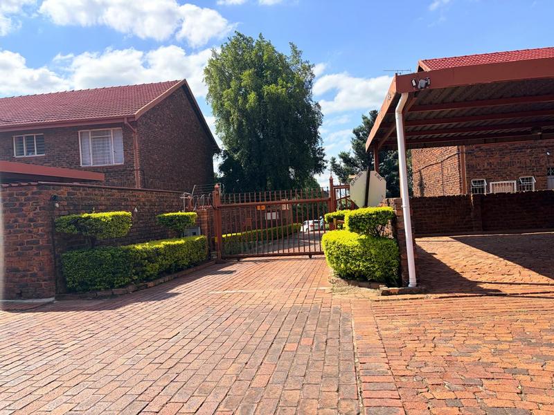 3 Bedroom Property for Sale in Silverton Gauteng