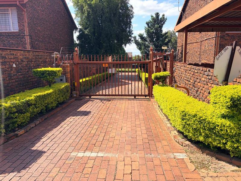 3 Bedroom Property for Sale in Silverton Gauteng