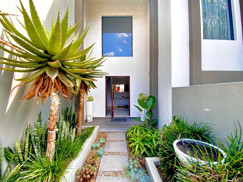 To Let 3 Bedroom Property for Rent in Bryanston Gauteng