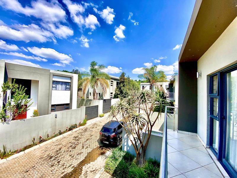 To Let 3 Bedroom Property for Rent in Bryanston Gauteng