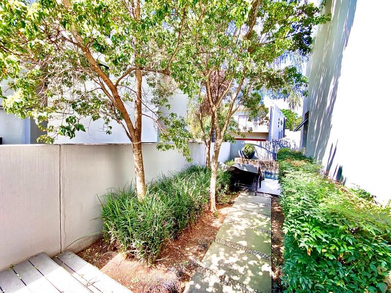 To Let 3 Bedroom Property for Rent in Bryanston Gauteng