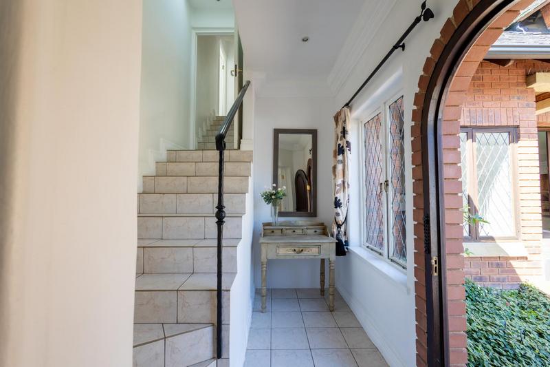 To Let 1 Bedroom Property for Rent in Bryanston Gauteng