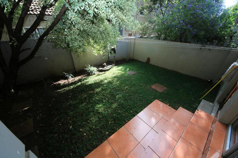 To Let 2 Bedroom Property for Rent in Sunninghill Gauteng
