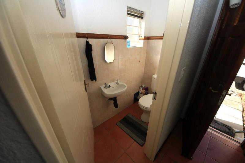 To Let 2 Bedroom Property for Rent in Sunninghill Gauteng