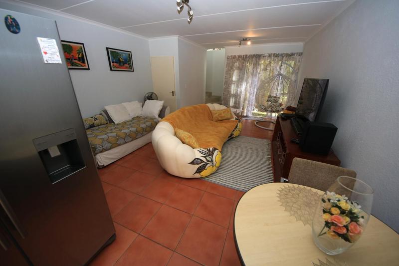 To Let 2 Bedroom Property for Rent in Sunninghill Gauteng