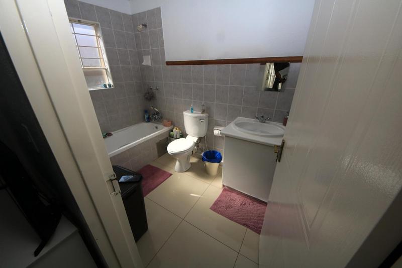 To Let 2 Bedroom Property for Rent in Sunninghill Gauteng