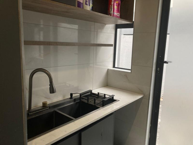 6 Bedroom Property for Sale in Six Fountains Residential Estate Gauteng