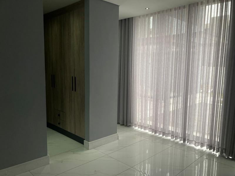 6 Bedroom Property for Sale in Six Fountains Residential Estate Gauteng