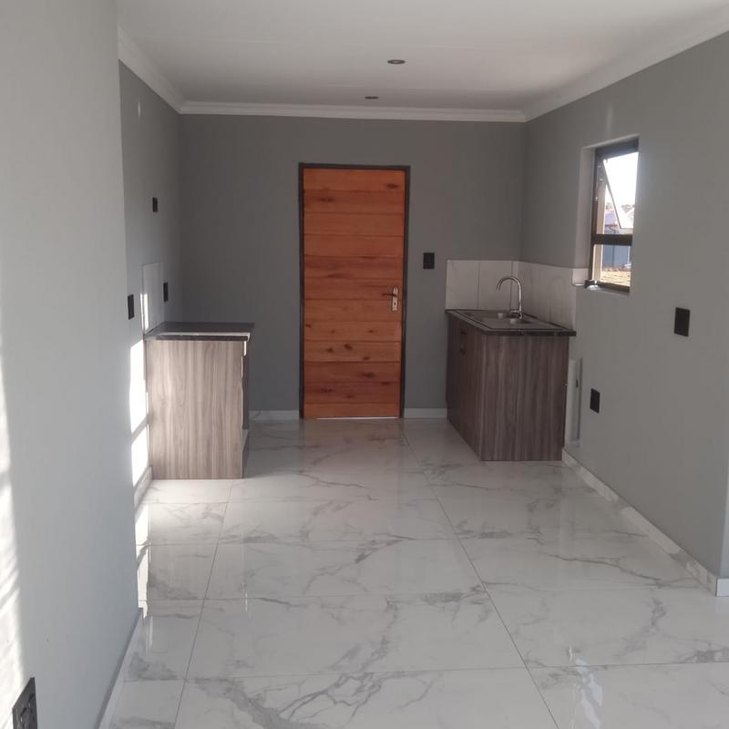 2 Bedroom Property for Sale in Sharon Park Gauteng