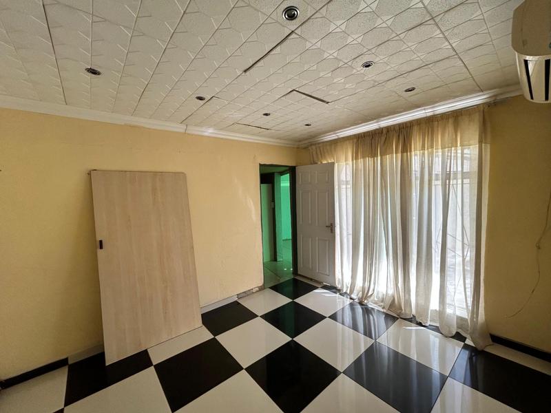 5 Bedroom Property for Sale in New State Area Gauteng