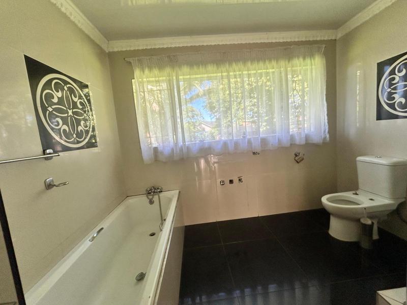 5 Bedroom Property for Sale in New State Area Gauteng