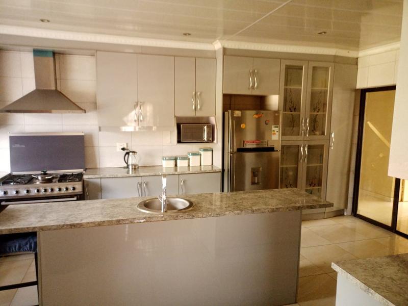 4 Bedroom Property for Sale in Zuurbekom Gauteng