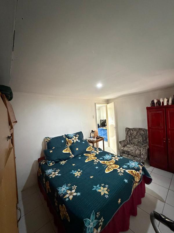 5 Bedroom Property for Sale in Kwa Thema Gauteng