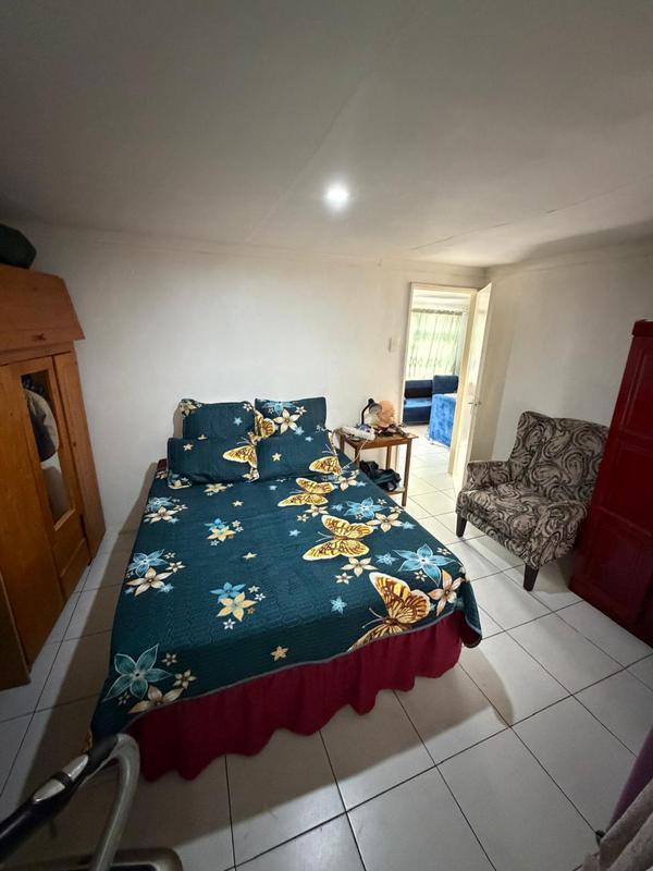 5 Bedroom Property for Sale in Kwa Thema Gauteng