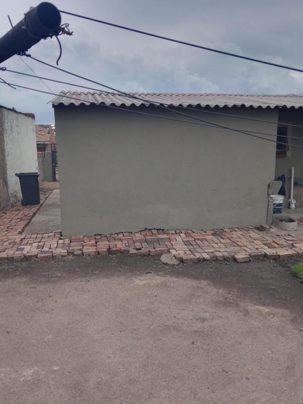 5 Bedroom Property for Sale in Kwa Thema Gauteng