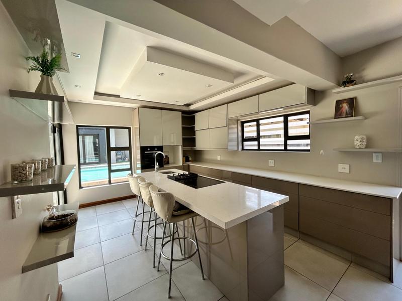 4 Bedroom Property for Sale in Helderwyk Gauteng