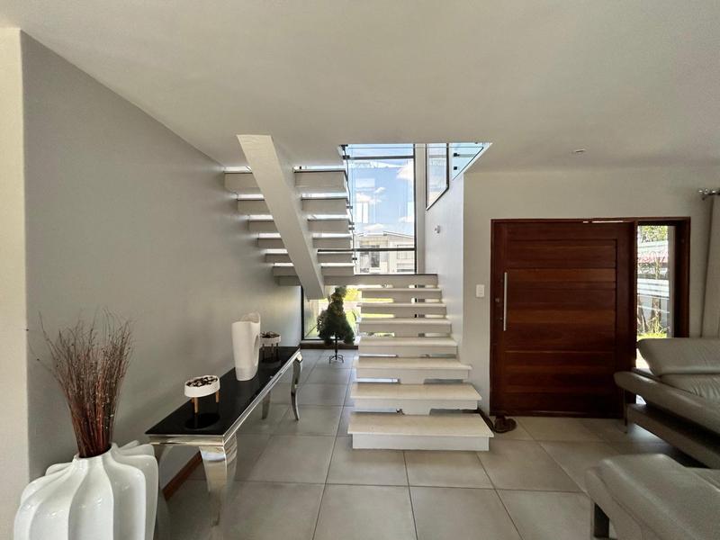 4 Bedroom Property for Sale in Helderwyk Gauteng