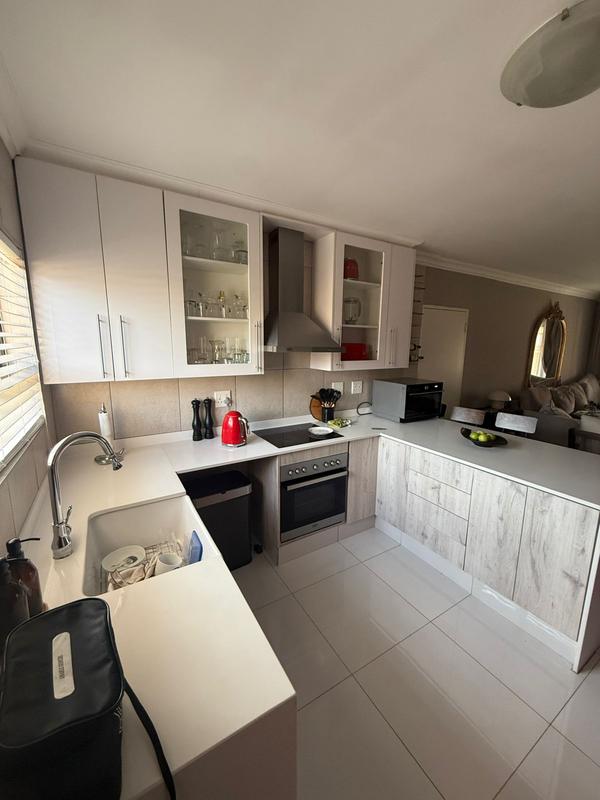 2 Bedroom Property for Sale in Helderwyk Gauteng