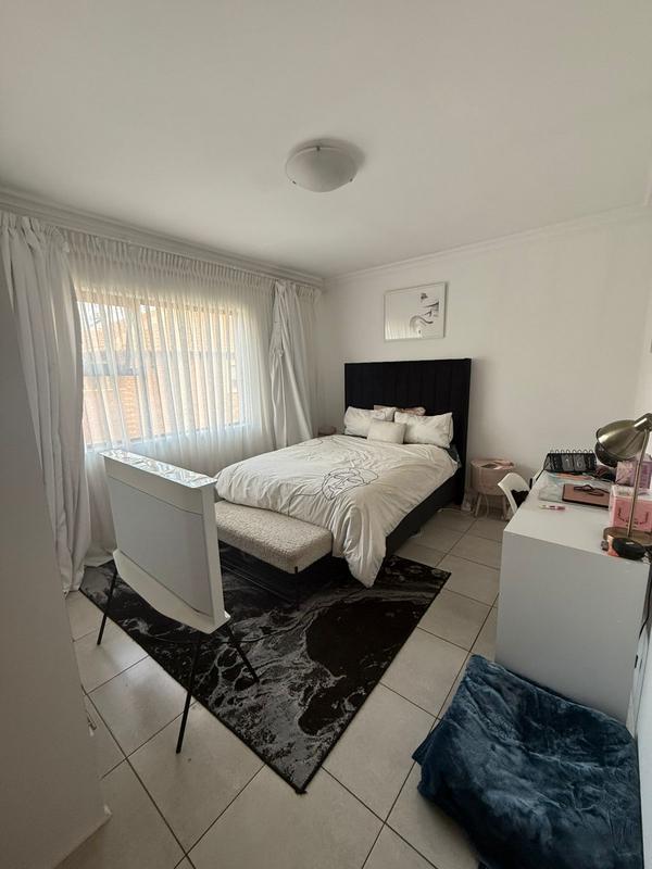 2 Bedroom Property for Sale in Helderwyk Gauteng