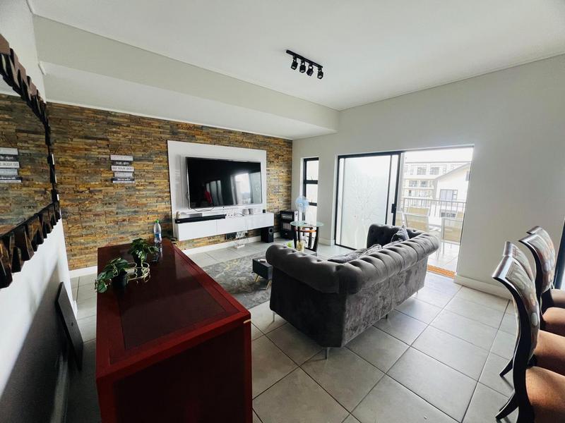 2 Bedroom Property for Sale in Waterfall Gauteng