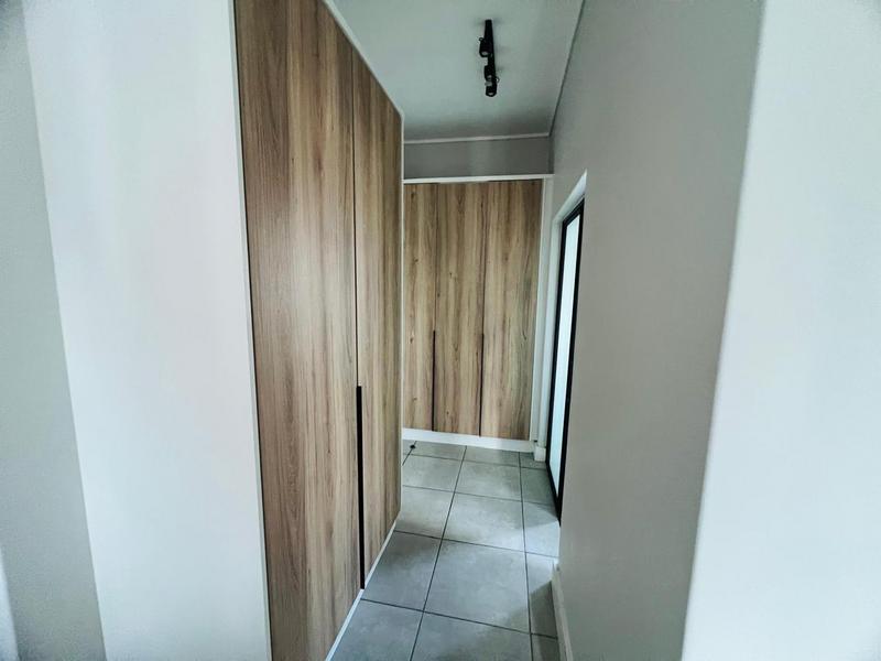 2 Bedroom Property for Sale in Waterfall Gauteng