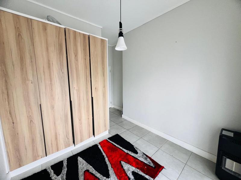 2 Bedroom Property for Sale in Waterfall Gauteng