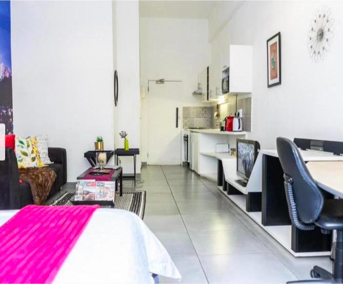 To Let 1 Bedroom Property for Rent in Maboneng Gauteng