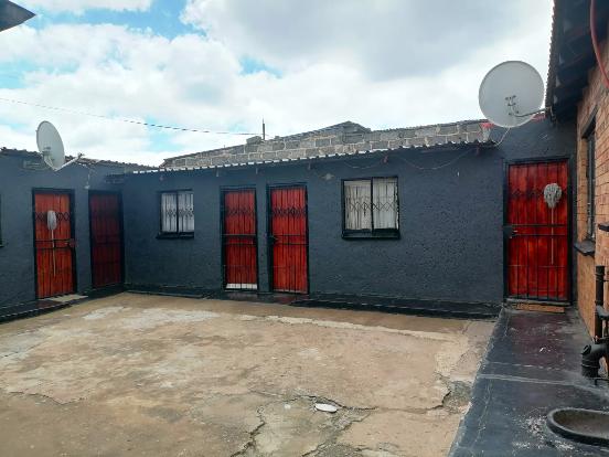 11 Bedroom Property for Sale in Isiphetweni Gauteng