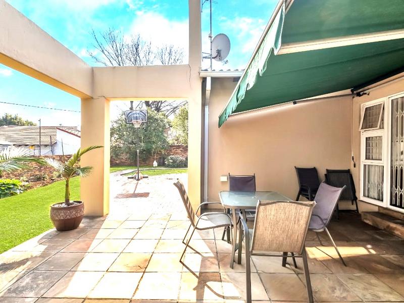 To Let 4 Bedroom Property for Rent in Parkmore Gauteng