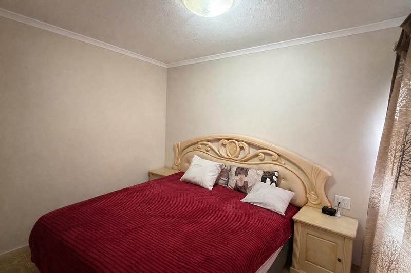 2 Bedroom Property for Sale in Montana Tuine Gauteng