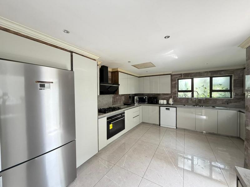 5 Bedroom Property for Sale in Blue Valley Golf Estate Gauteng