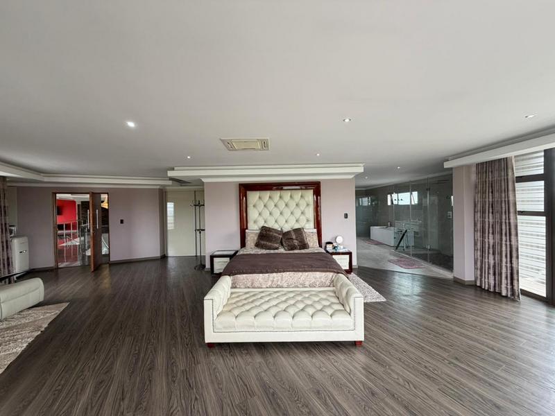 5 Bedroom Property for Sale in Blue Valley Golf Estate Gauteng