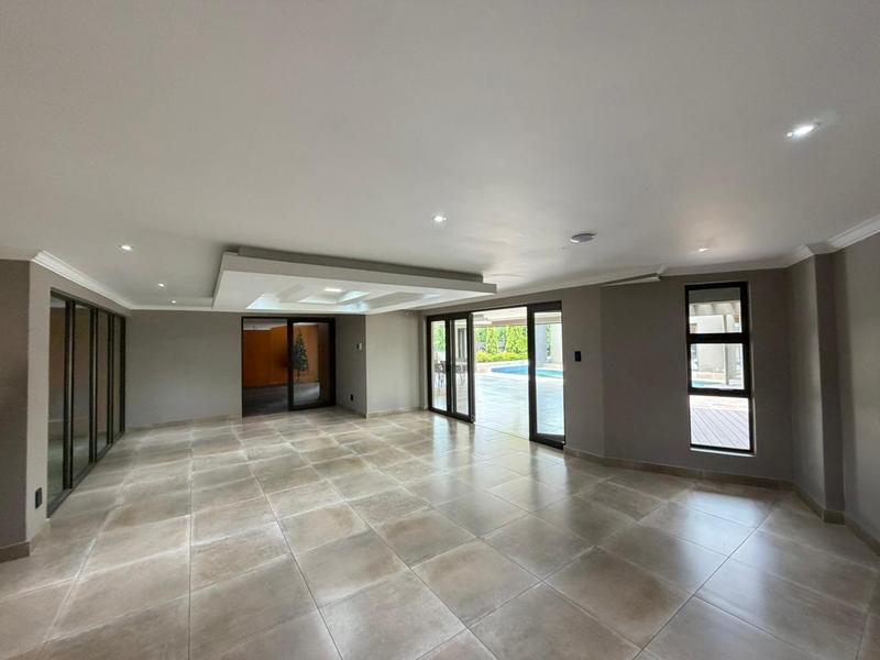 5 Bedroom Property for Sale in Blue Valley Golf Estate Gauteng