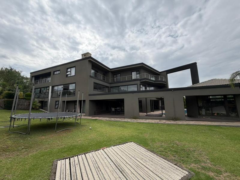 5 Bedroom Property for Sale in Blue Valley Golf Estate Gauteng
