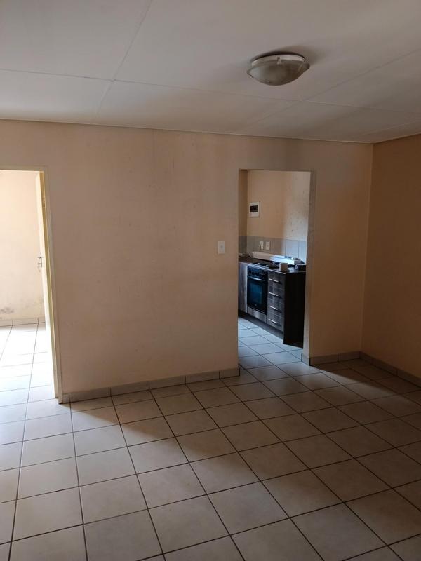 To Let 1 Bedroom Property for Rent in Elspark Gauteng