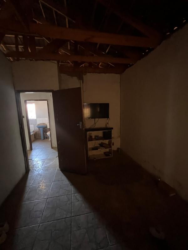 6 Bedroom Property for Sale in Mahube Valley Gauteng