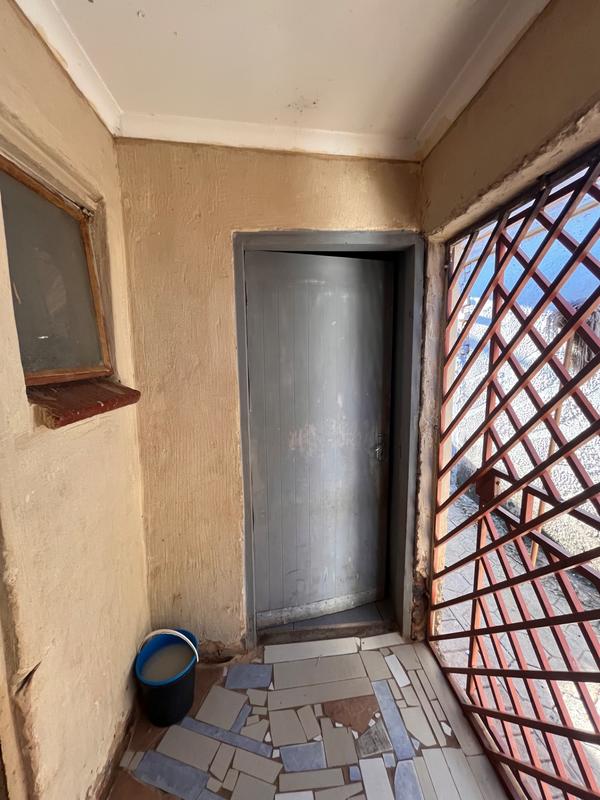 6 Bedroom Property for Sale in Mahube Valley Gauteng