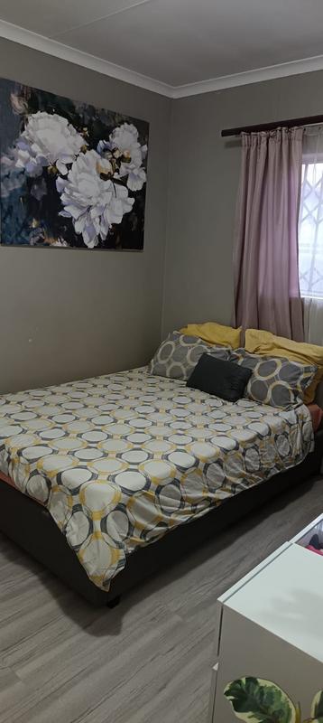 2 Bedroom Property for Sale in Clayville Gauteng