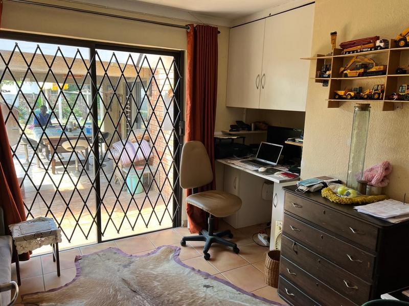 3 Bedroom Property for Sale in Bloubosrand Gauteng