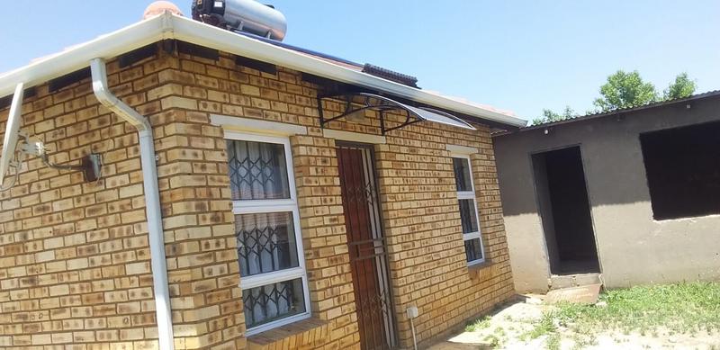 2 Bedroom Property for Sale in Daveyton Gauteng
