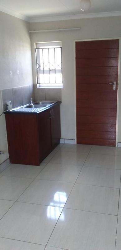 2 Bedroom Property for Sale in Daveyton Gauteng